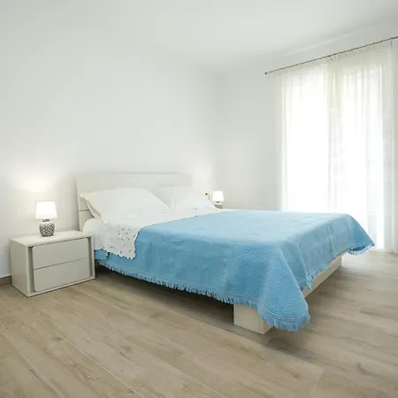 Toni Apartmán Vrsi