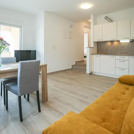 Toni Apartmán Vrsi