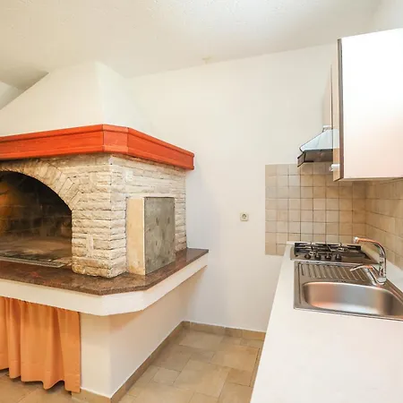 Toni Apartmán Vrsi