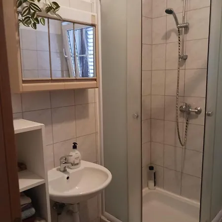 Apartment Apartmani Vrsi Vrsi
